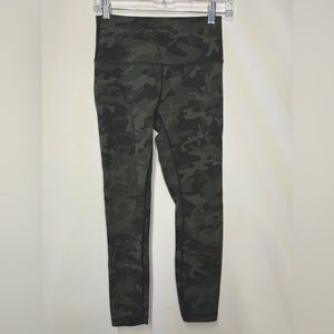 Lululemon Camo Leggings - Size 6